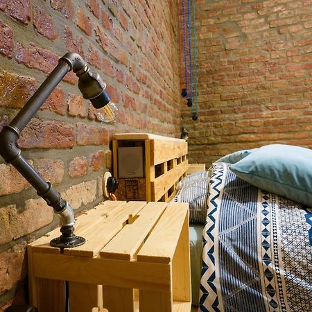 Studio V - Industrial & Original - Old Town Apartman Kolozsvár Kültér fotó