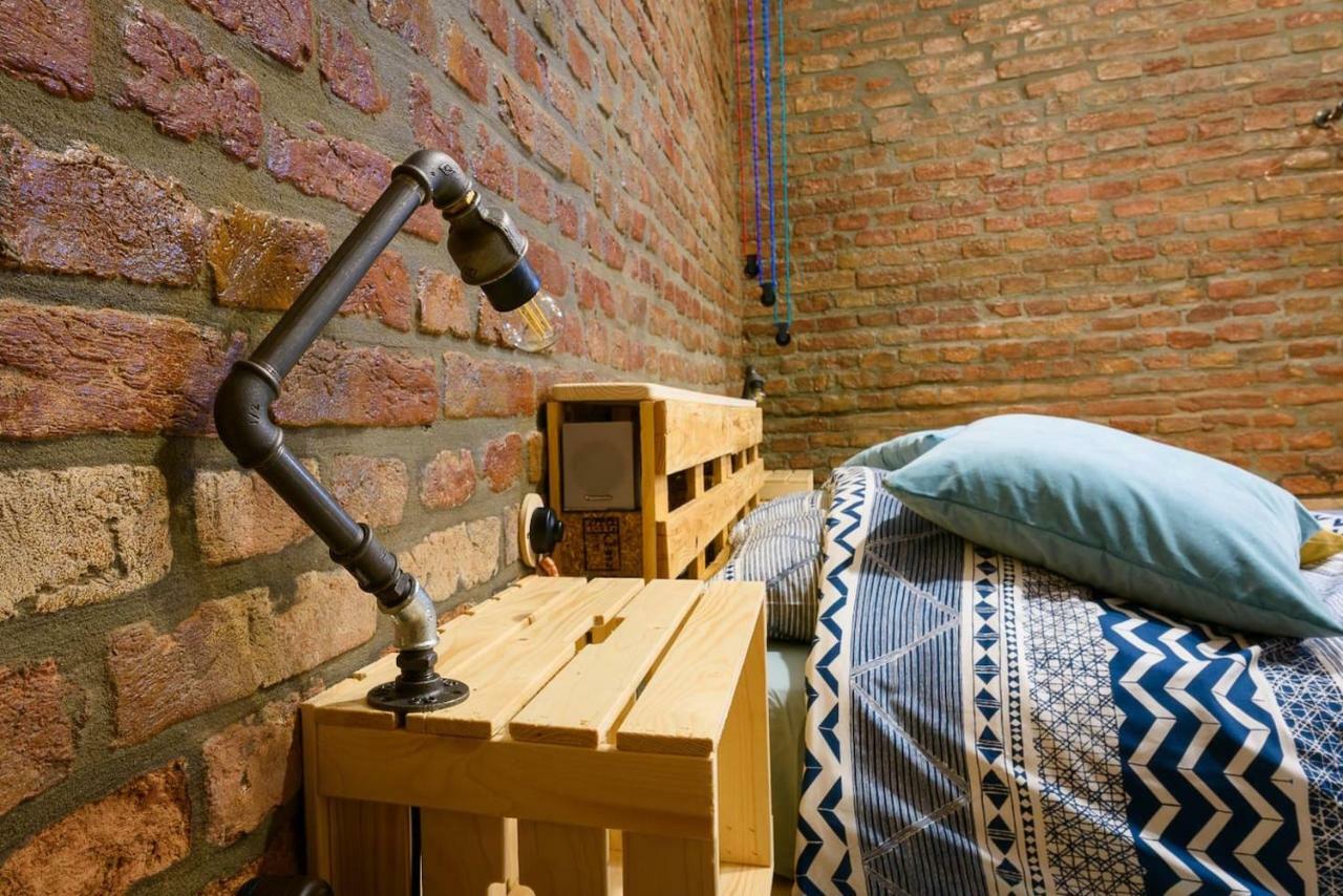 Studio V - Industrial & Original - Old Town Apartman Kolozsvár Kültér fotó